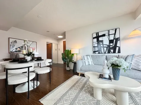 35 Bales Avenue Toronto ON M2N 7L7