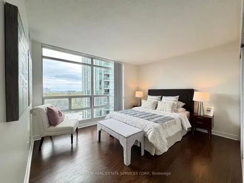 35 Bales Avenue Toronto ON M2N 7L7