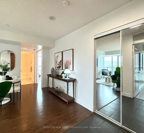 35 Bales Avenue Toronto ON M2N 7L7