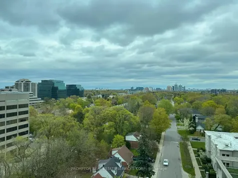 35 Bales Avenue Toronto ON M2N 7L7