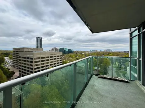 35 Bales Avenue Toronto ON M2N 7L7