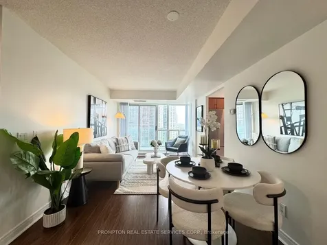 35 Bales Avenue Toronto ON M2N 7L7