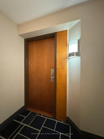 35 Bales Avenue Toronto ON M2N 7L7