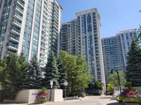 35 Bales Avenue Toronto ON M2N 7L7