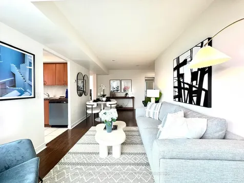 35 Bales Avenue Toronto ON M2N 7L7