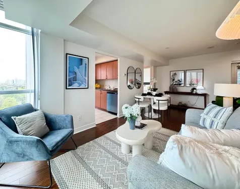 35 Bales Avenue Toronto ON M2N 7L7