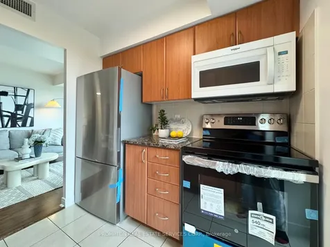 35 Bales Avenue Toronto ON M2N 7L7