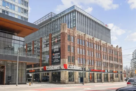 20 Bruyeres Mews Toronto ON M5V 0G8