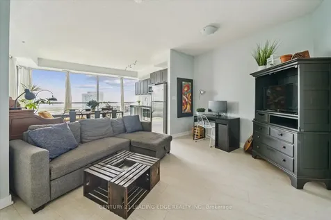20 Bruyeres Mews Toronto ON M5V 0G8
