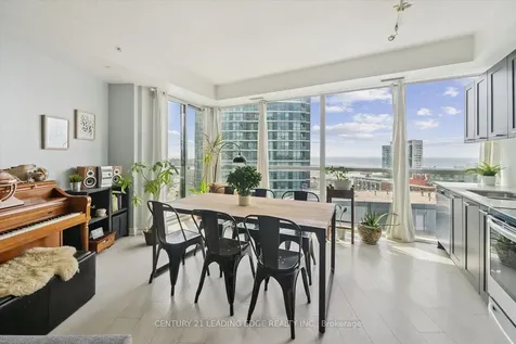 20 Bruyeres Mews Toronto ON M5V 0G8