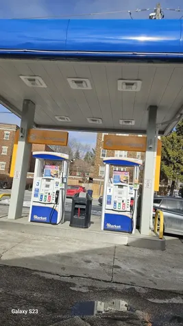 260 Vaughan Road Toronto ON M6C 2N1