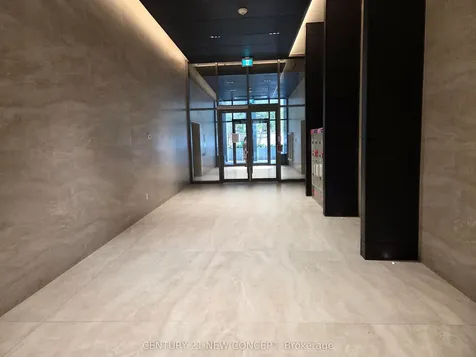 2221 Yonge Street Toronto ON M4S 2B4