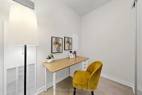 29 Singer Court Toronto ON M2K 0B3