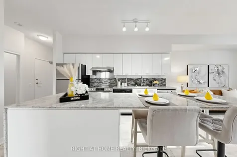 29 Singer Court Toronto ON M2K 0B3
