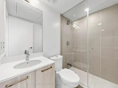 65 Mutual Street Toronto ON M5B 0E5