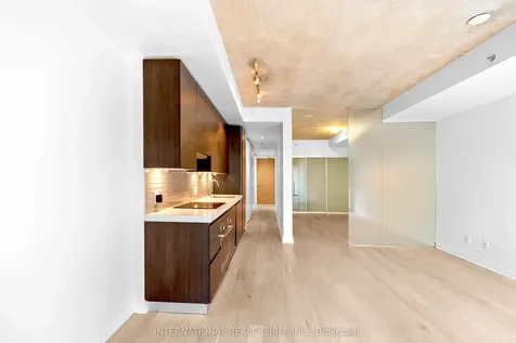 629 King Street W Toronto ON M5V 0G9