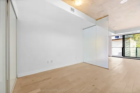 629 King Street W Toronto ON M5V 0G9