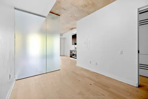 629 King Street W Toronto ON M5V 0G9