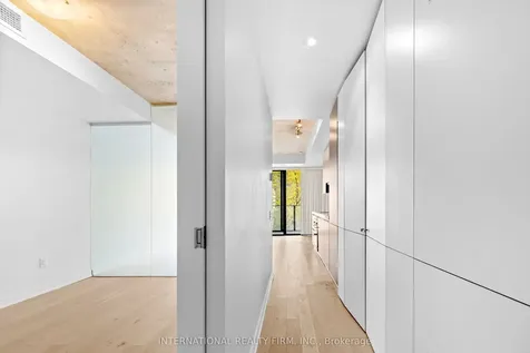 629 King Street W Toronto ON M5V 0G9