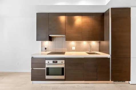 629 King Street W Toronto ON M5V 0G9