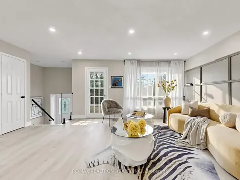 76 Clancy Drive Toronto ON M2J 2V8