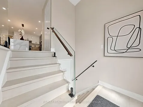 76 Clancy Drive Toronto ON M2J 2V8