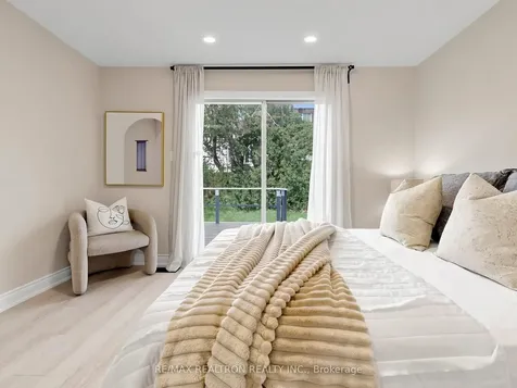 76 Clancy Drive Toronto ON M2J 2V8