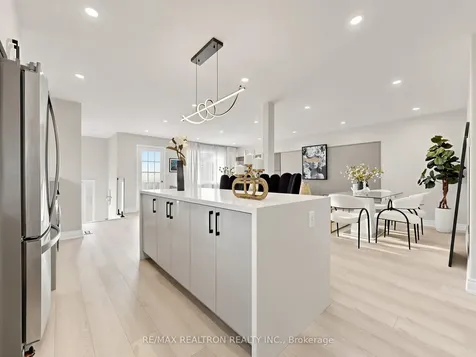 76 Clancy Drive Toronto ON M2J 2V8