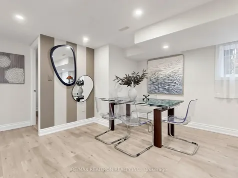 76 Clancy Drive Toronto ON M2J 2V8