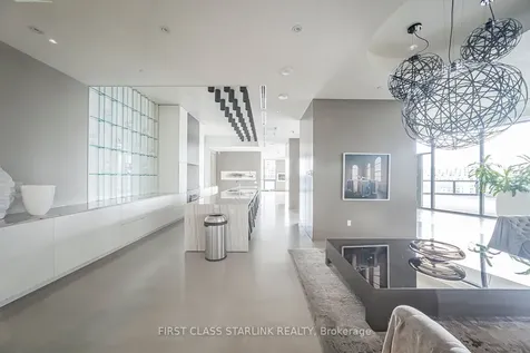 100 Harbour Street Toronto ON M5J 0B5