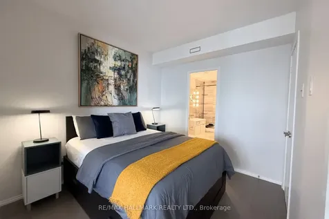 45 Charles Street E Toronto ON M4Y 0B8