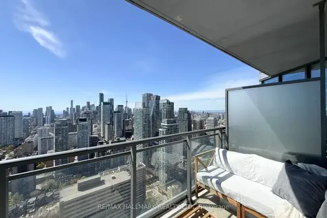 45 Charles Street E Toronto ON M4Y 0B8