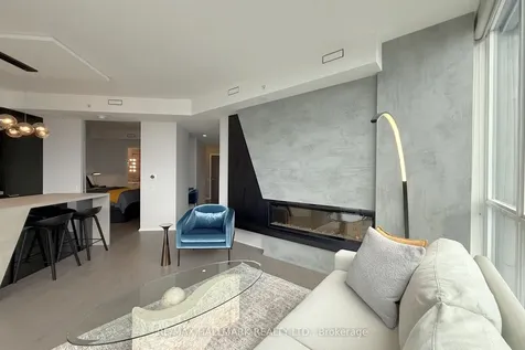 45 Charles Street E Toronto ON M4Y 0B8
