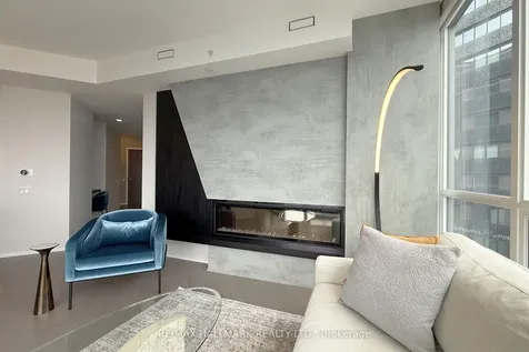 45 Charles Street E Toronto ON M4Y 0B8