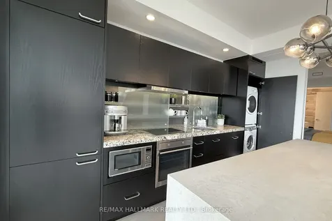 45 Charles Street E Toronto ON M4Y 0B8