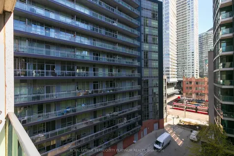 600 Fleet Street Toronto ON M5V 1B7