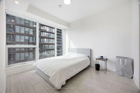 35 Mercer Street Toronto ON M5V 0V1