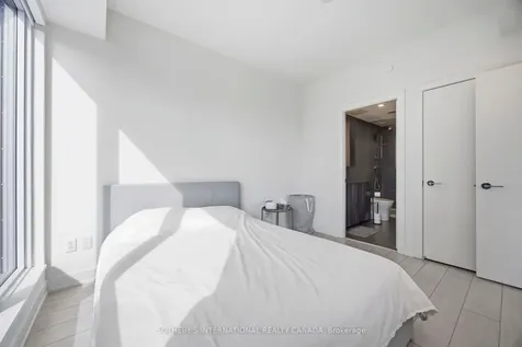 35 Mercer Street Toronto ON M5V 0V1