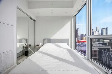 35 Mercer Street Toronto ON M5V 0V1