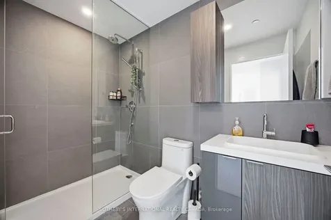 35 Mercer Street Toronto ON M5V 0V1