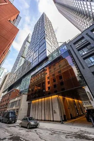 35 Mercer Street Toronto ON M5V 0V1