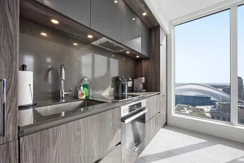 35 Mercer Street Toronto ON M5V 0V1