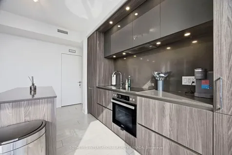 35 Mercer Street Toronto ON M5V 0V1