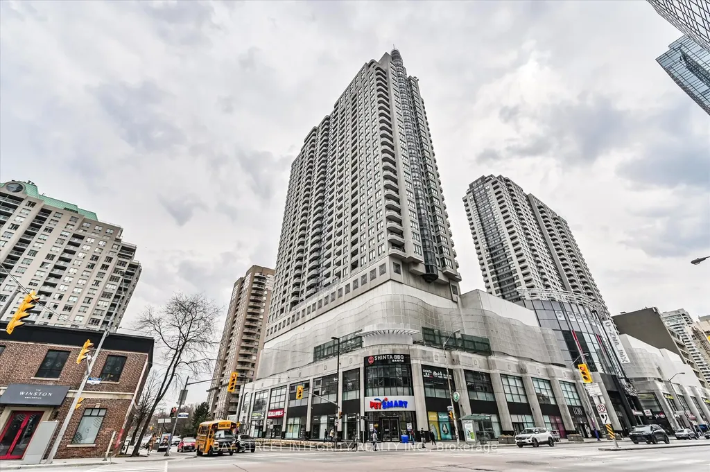 33 Empress Avenue Toronto ON M2N 6Y7