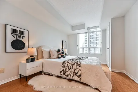 33 Empress Avenue Toronto ON M2N 6Y7