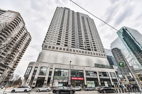 33 Empress Avenue Toronto ON M2N 6Y7