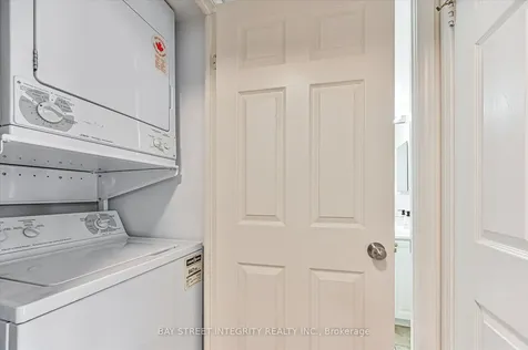 33 Empress Avenue Toronto ON M2N 6Y7
