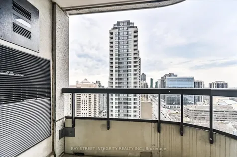 33 Empress Avenue Toronto ON M2N 6Y7