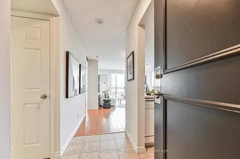 33 Empress Avenue Toronto ON M2N 6Y7