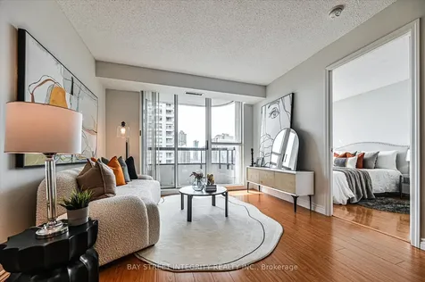 33 Empress Avenue Toronto ON M2N 6Y7
